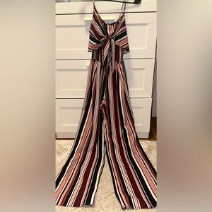 🌸Tie front top striped jumpsuit